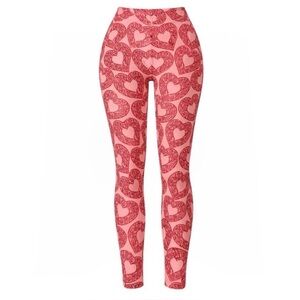 Cozy Heart Love Romance Valentines Filigree Sweetheart Patterned Leggings